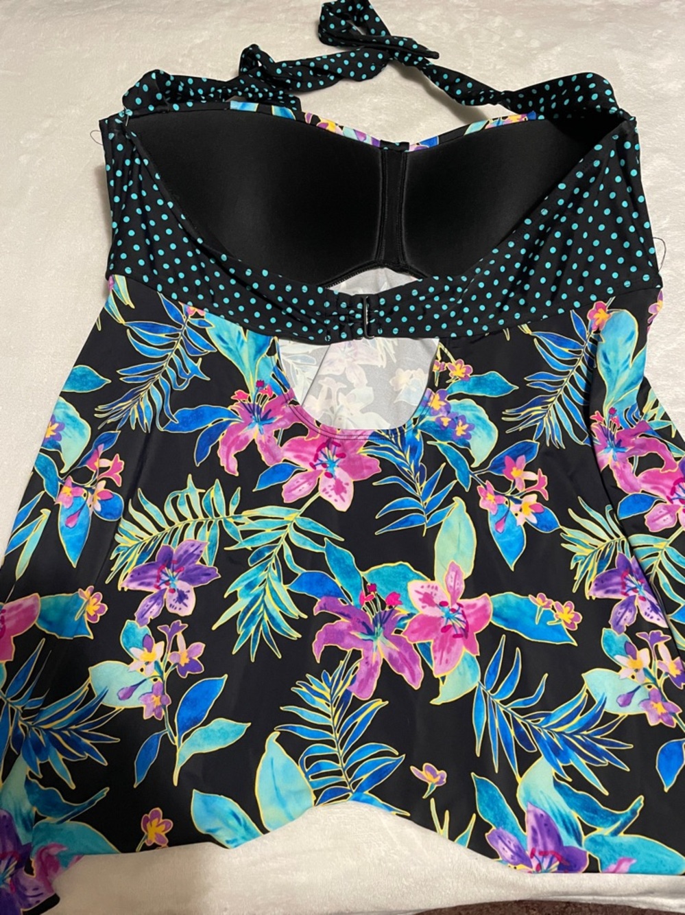 Black Floral Halter Swim Top with Teal Polka Dot Accents Sz 22 - Picture 6 of 7